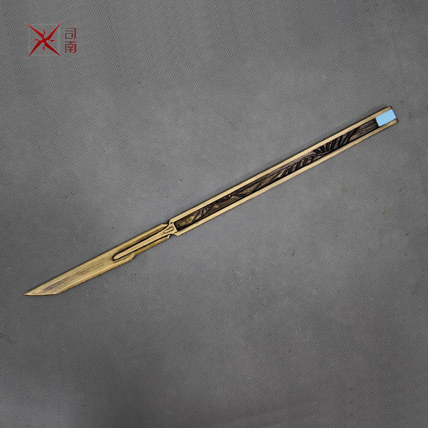 Anime Wuthering Waves LUUK HCR - Cosplay Prop Knife 评论和价格